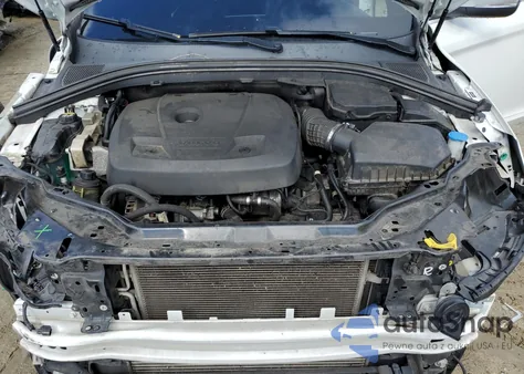 2016 Volvo Xc60 T6 R-Design из США, поврежденный, VIN YV449MRP2G2868348